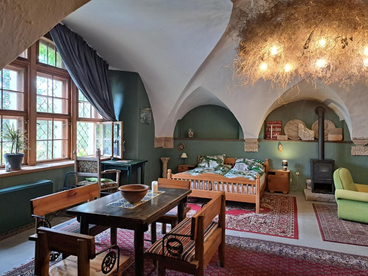 Palac Rzasiny Gryfów Śląski Exterior foto