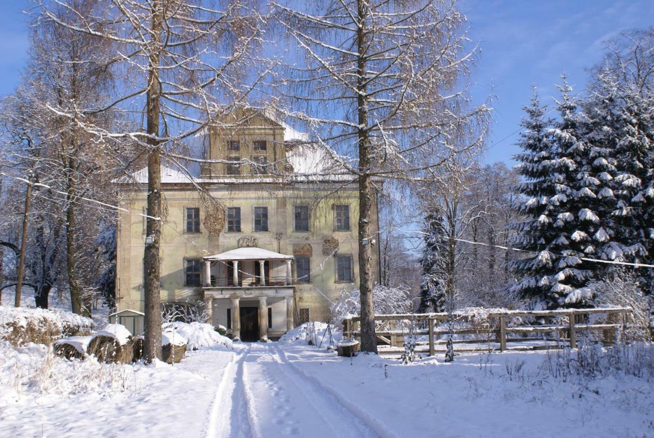 Palac Rzasiny Gryfów Śląski Exterior foto